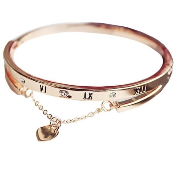 sbfashions Jewelry - MOREin!!18KPlatedRomanNumeral&ChainedHeartBracelet